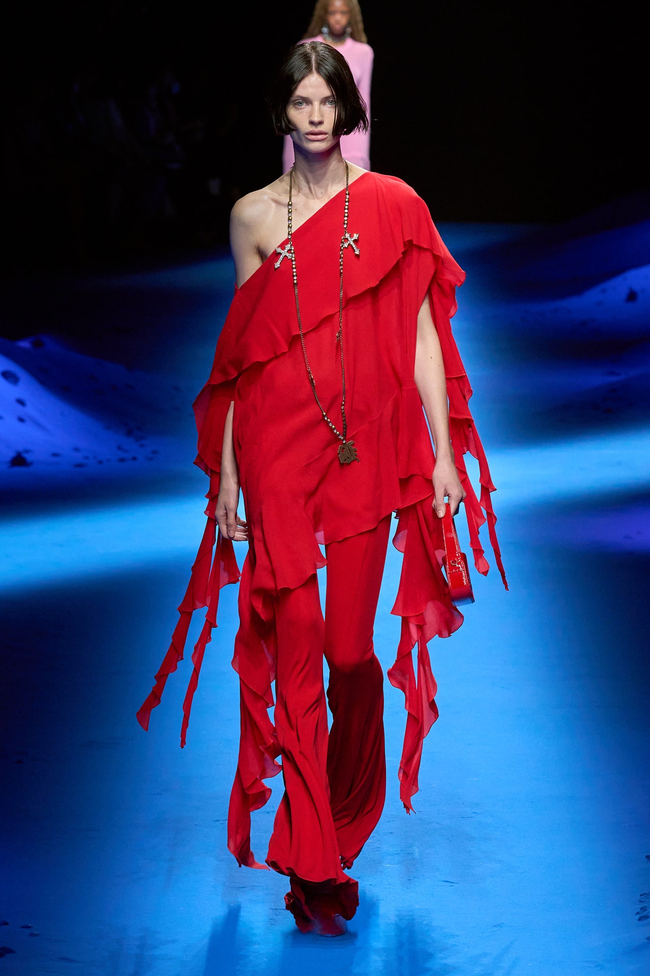 00043-blumarine-spring-2023-ready-to-wear-credit-gorunway