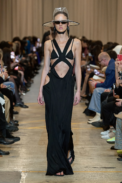 00043-burberry-spring-2023-ready-to-wear-credit-brand