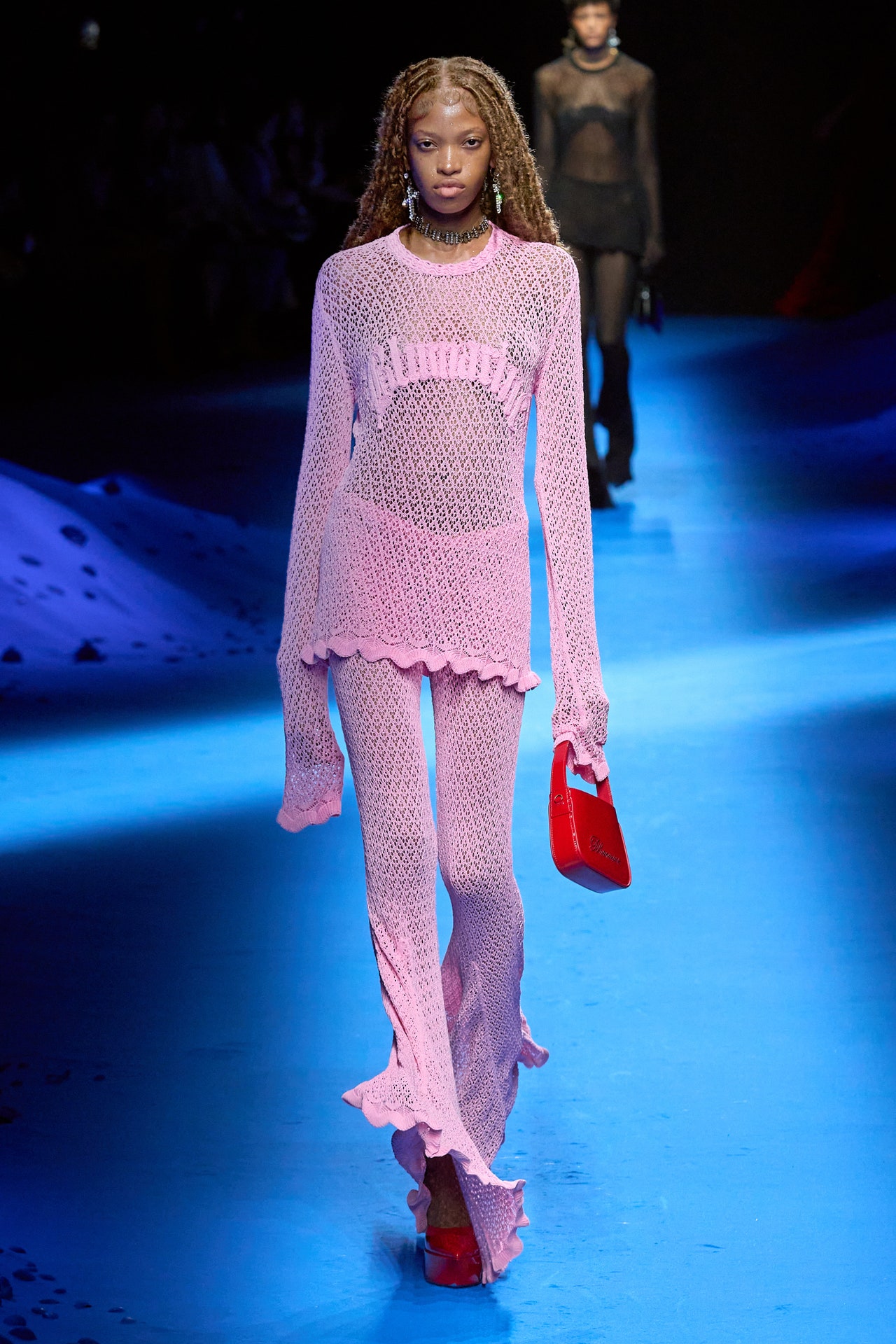 00044-blumarine-spring-2023-ready-to-wear-credit-gorunway