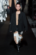 00044-boss-fall-2022-ready-to-wear-credit-gorunway
