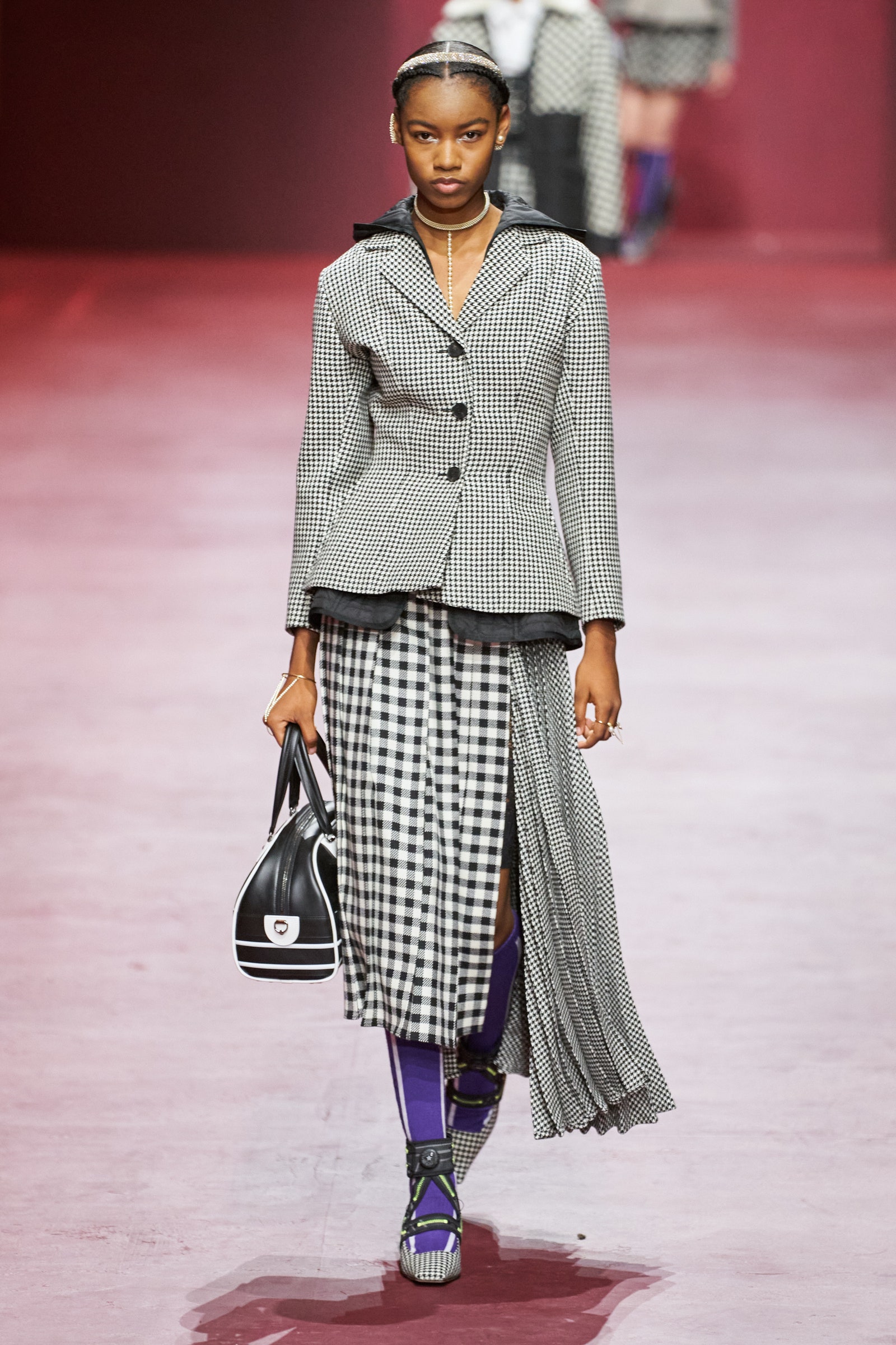 00045-christian-dior-fall-2022-ready-to-wear-paris-credit-gorunway-1.jpeg
