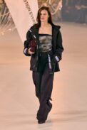 00045-off-white-fall-2022-ready-to-wear-paris-credit-gorunway-1.jpeg