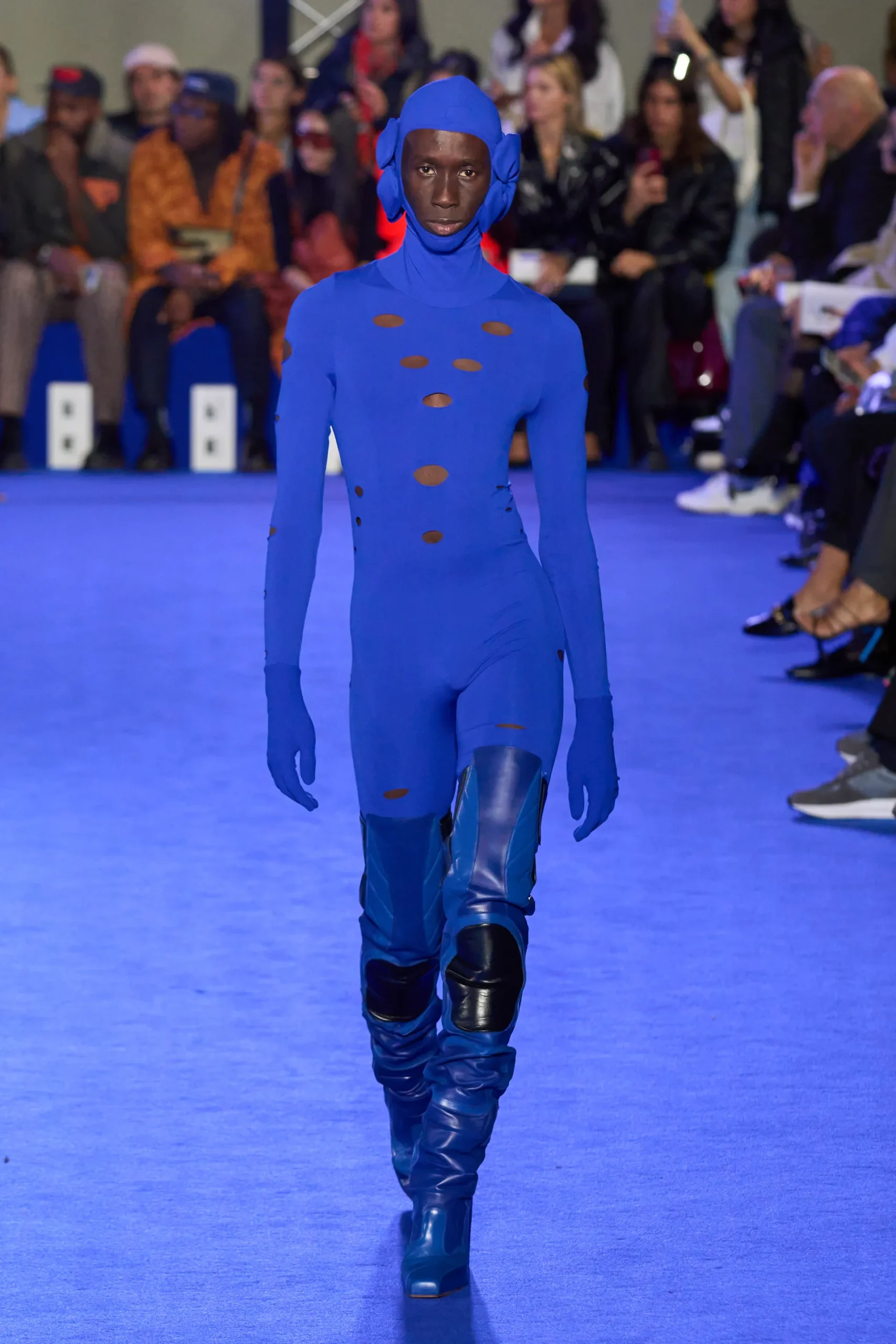 00045-off-white-spring-2023-ready-to-wear-credit-gorunway