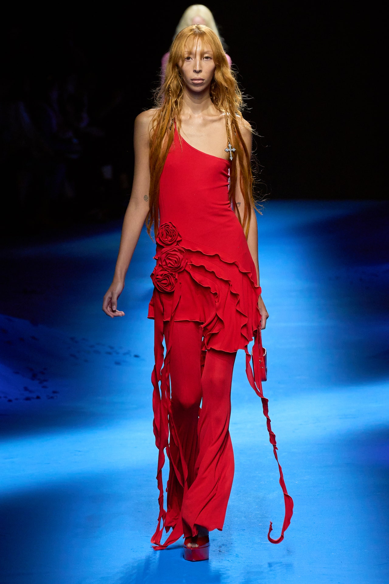 00046-blumarine-spring-2023-ready-to-wear-credit-gorunway