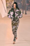 00046-off-white-fall-2022-ready-to-wear-paris-credit-gorunway-1.jpeg