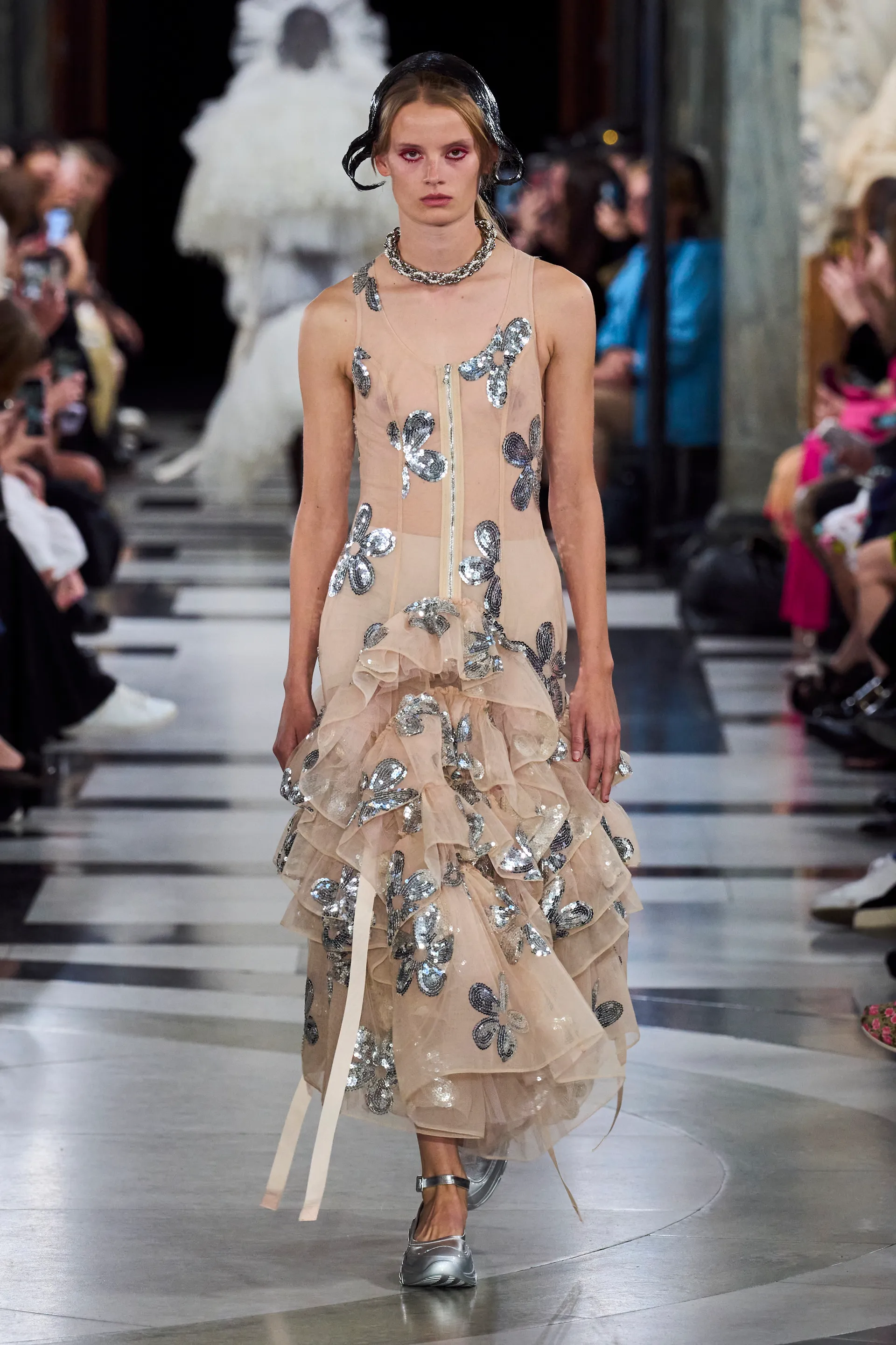 00046-simone-rocha-spring-2023-ready-to-wear-credit-gorunway