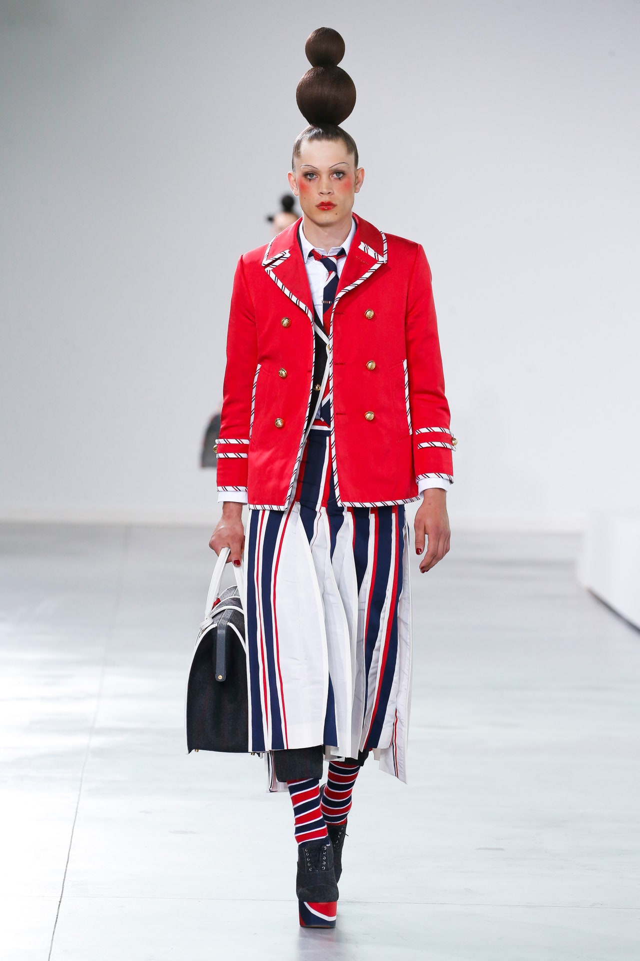 00046-thom-browne-fall-2022-credit-brand-1.jpeg