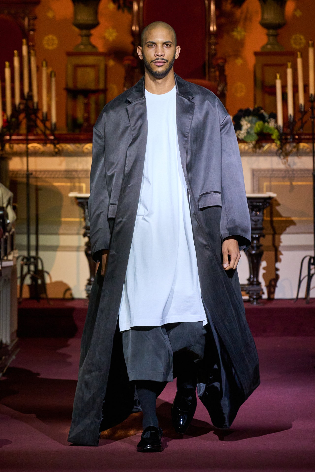 00046-willy-chavarria-spring-2023-menswear-credit-gorunway