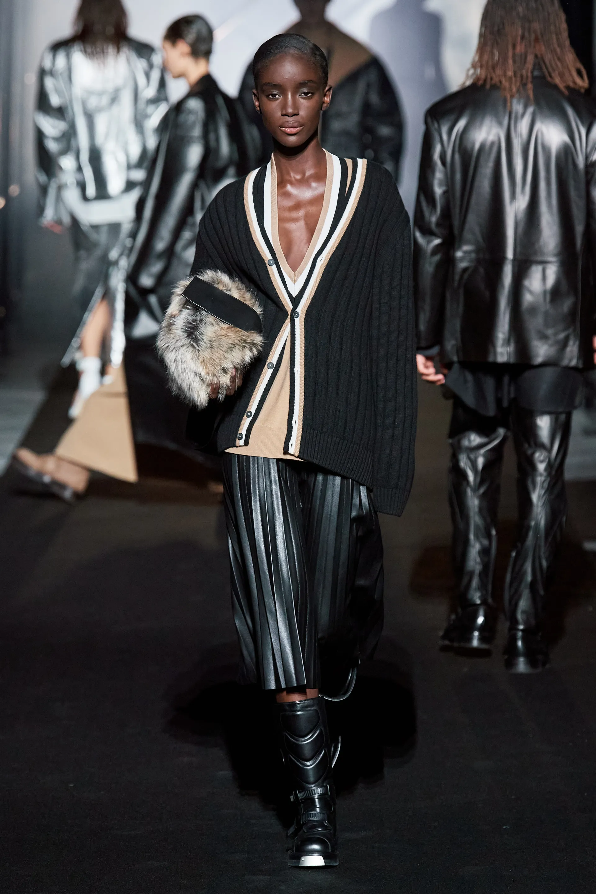 00047-boss-fall-2022-ready-to-wear-credit-gorunway