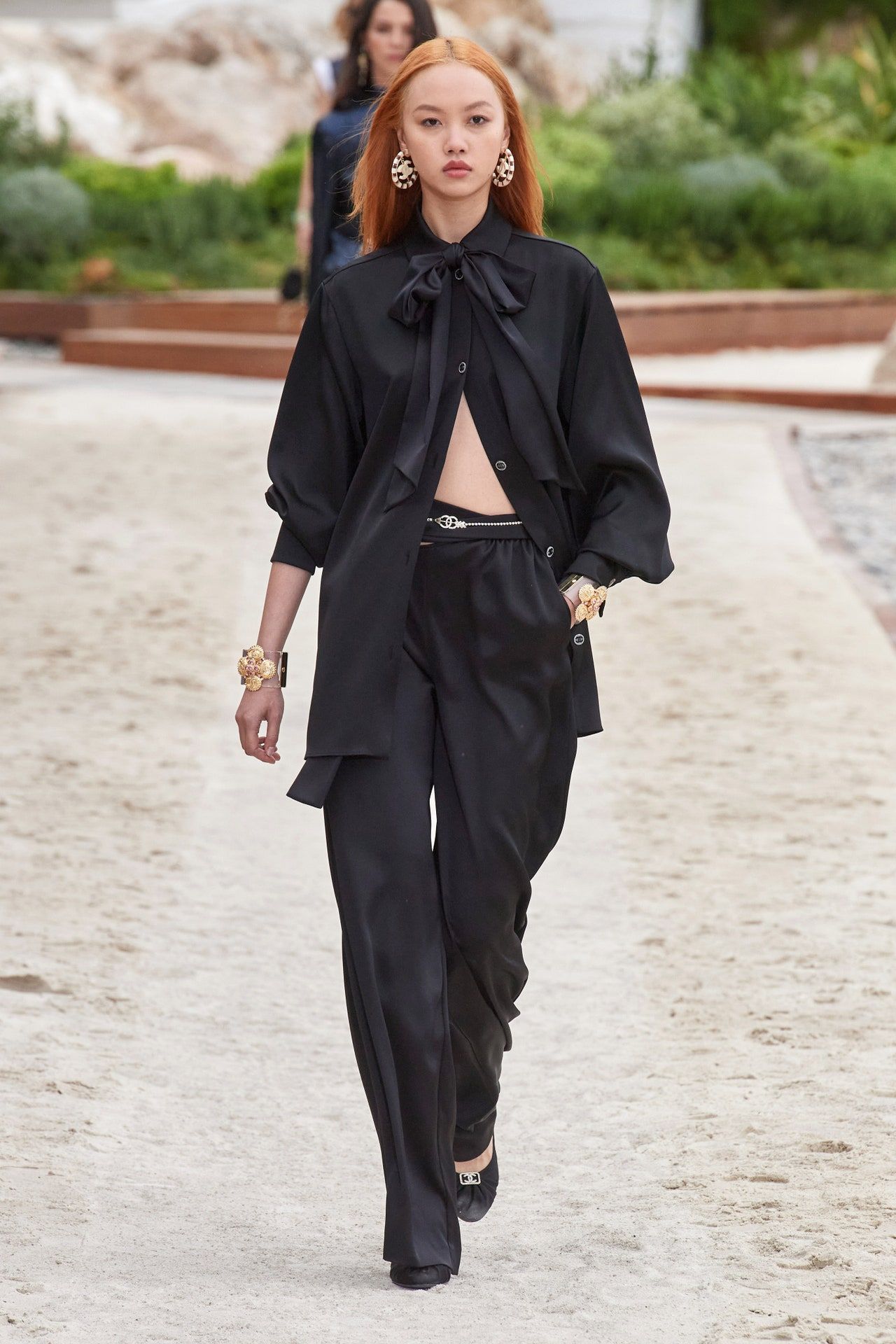 00047-chanel-resort-2023-monaco-credit-gorunway-1.jpeg