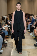 00048-burberry-spring-2023-ready-to-wear-credit-brand