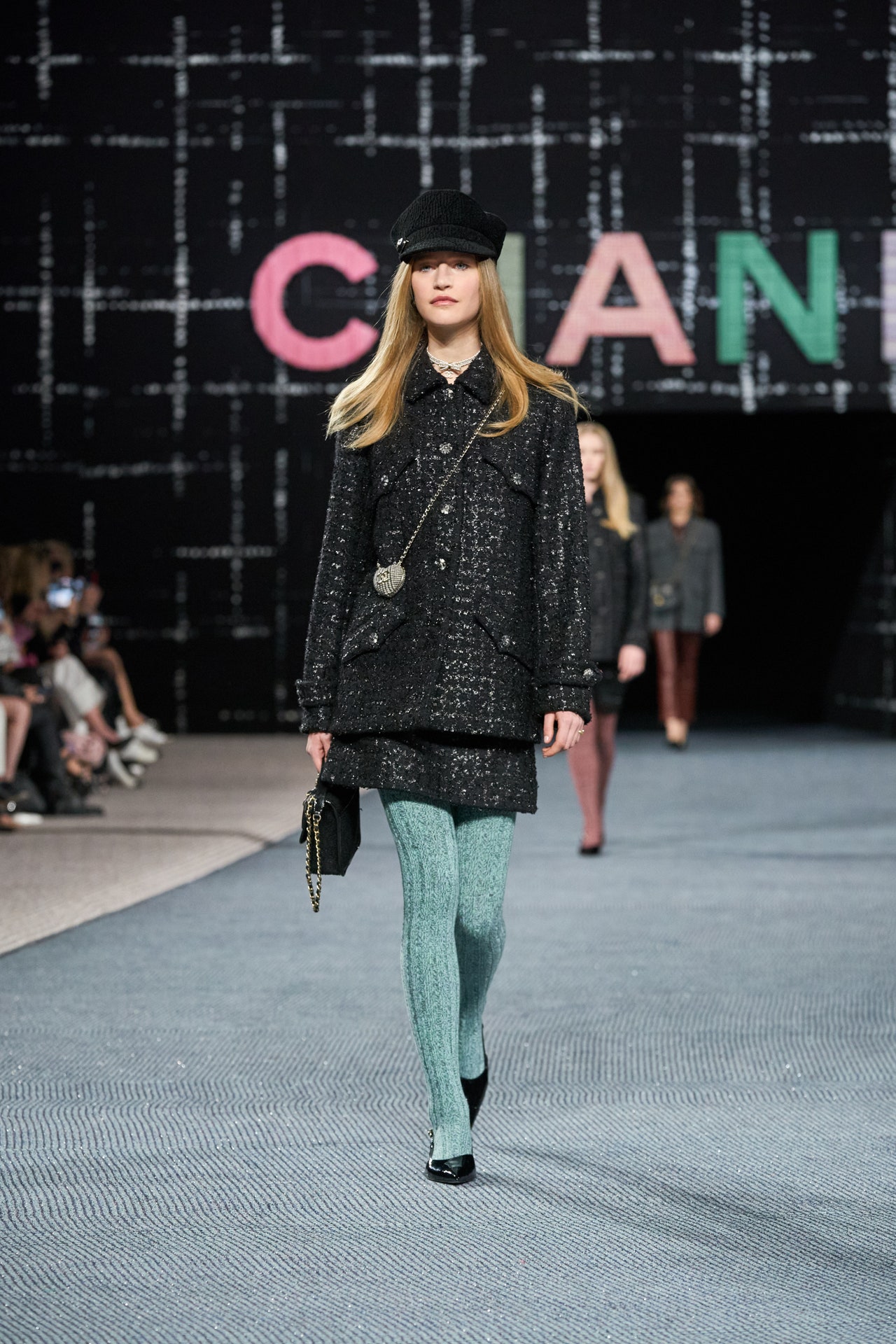 00048-chanel-fall-2022-ready-to-wear-paris-credit-gorunway-1.jpeg