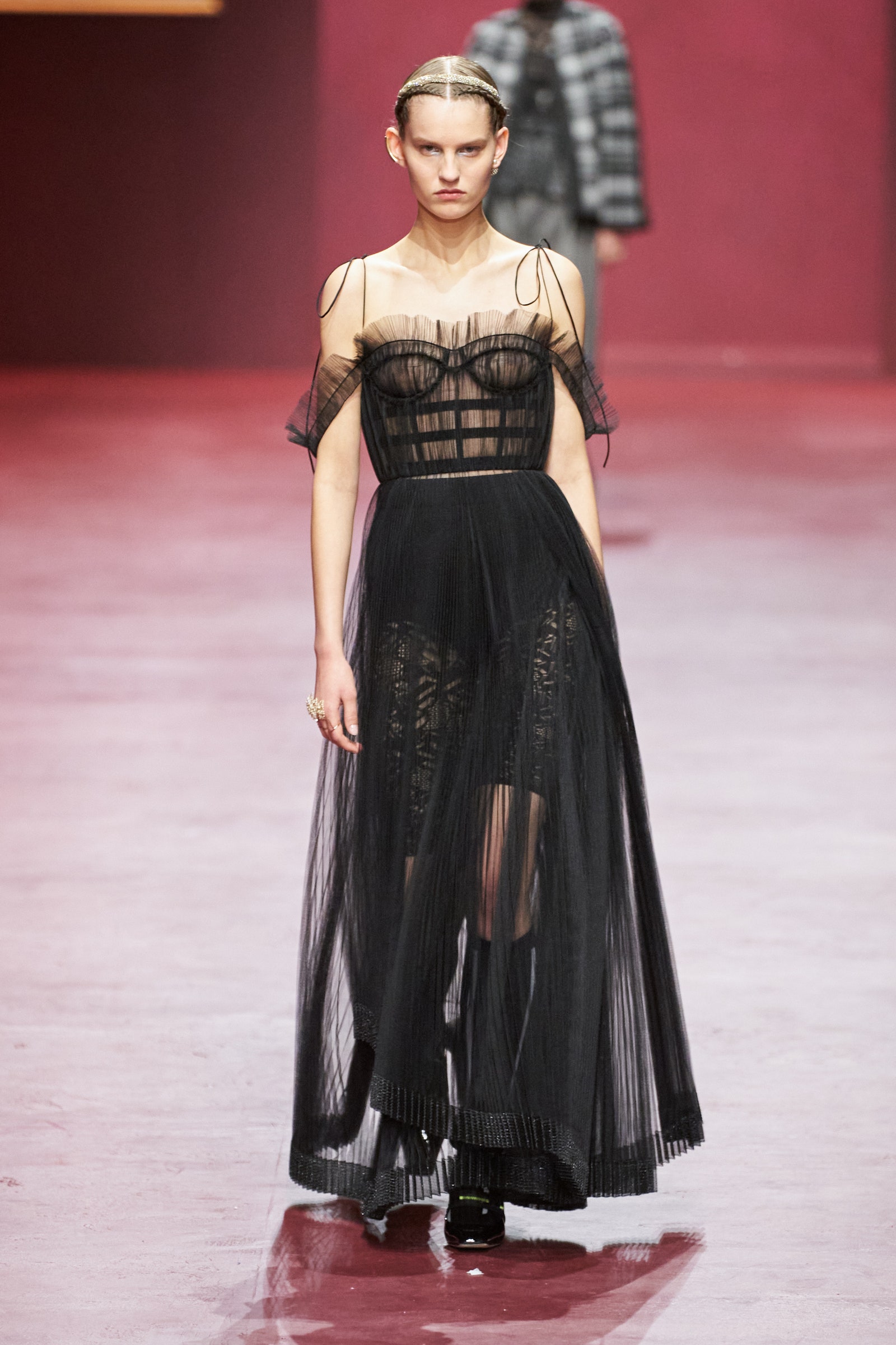 00048-christian-dior-fall-2022-ready-to-wear-paris-credit-gorunway-1.jpeg