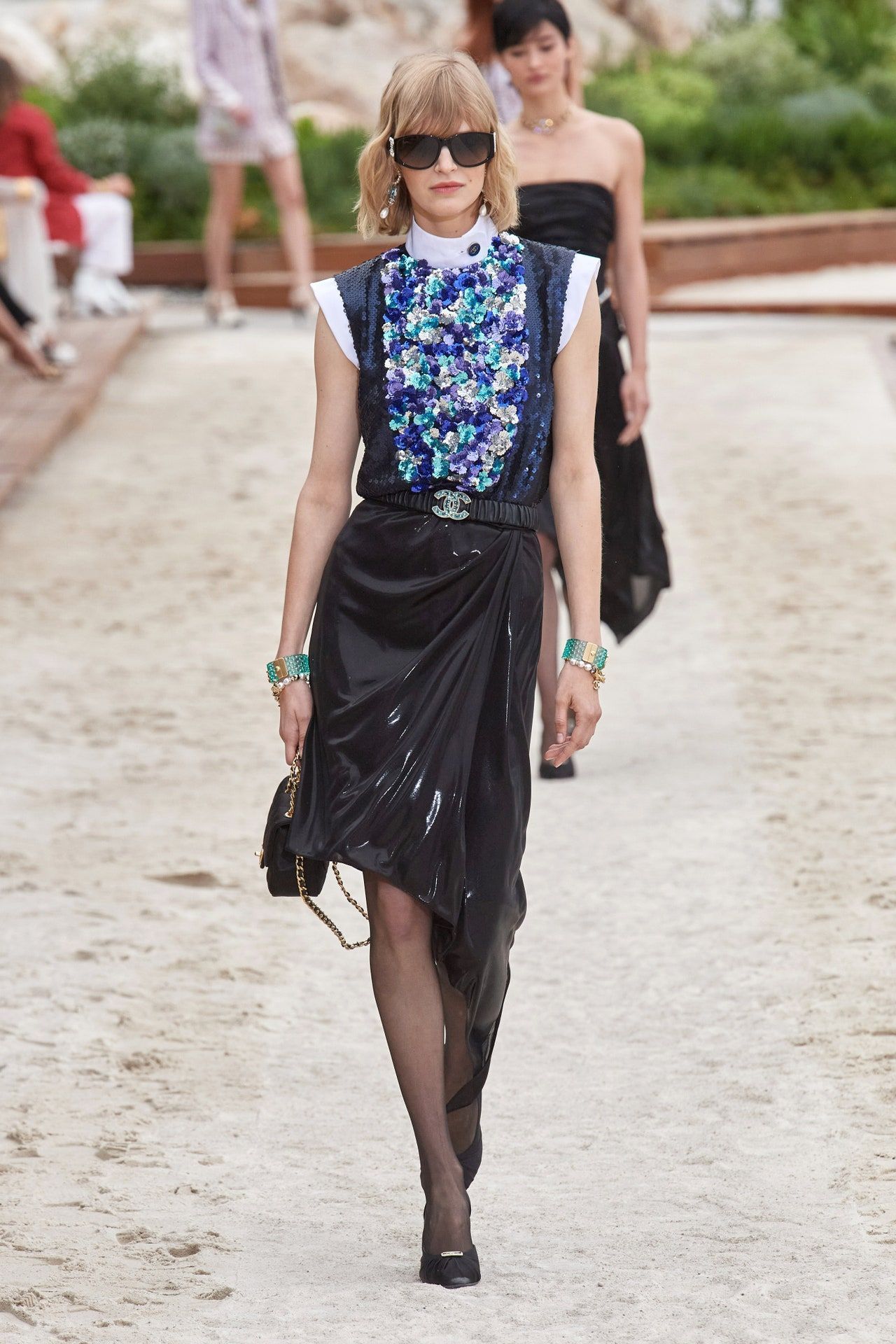 00049-chanel-resort-2023-monaco-credit-gorunway-1.jpeg