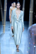 00049-giorgio-armani-spring-2023-ready-to-wear-credit-gorunway