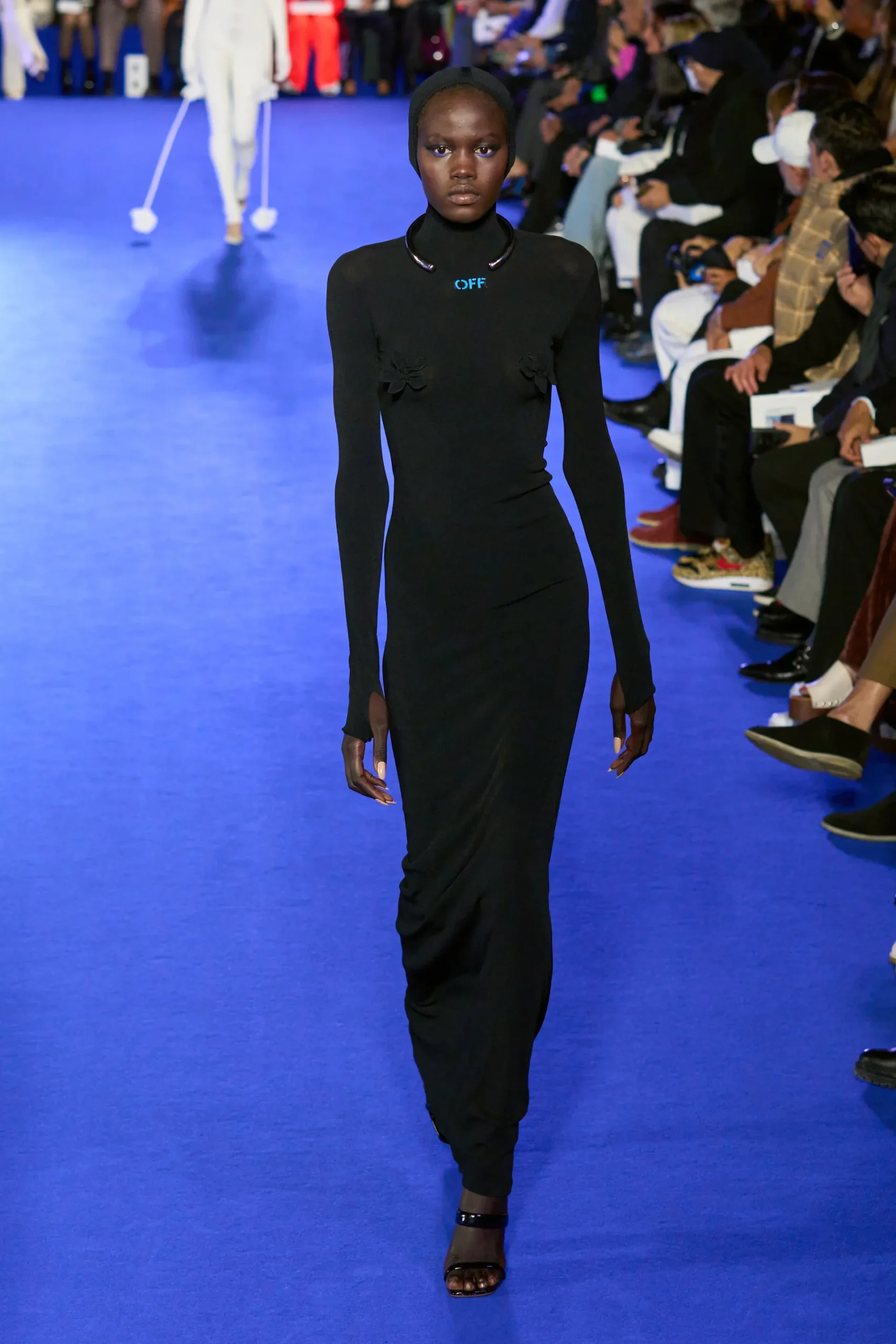 00049-off-white-spring-2023-ready-to-wear-credit-gorunway