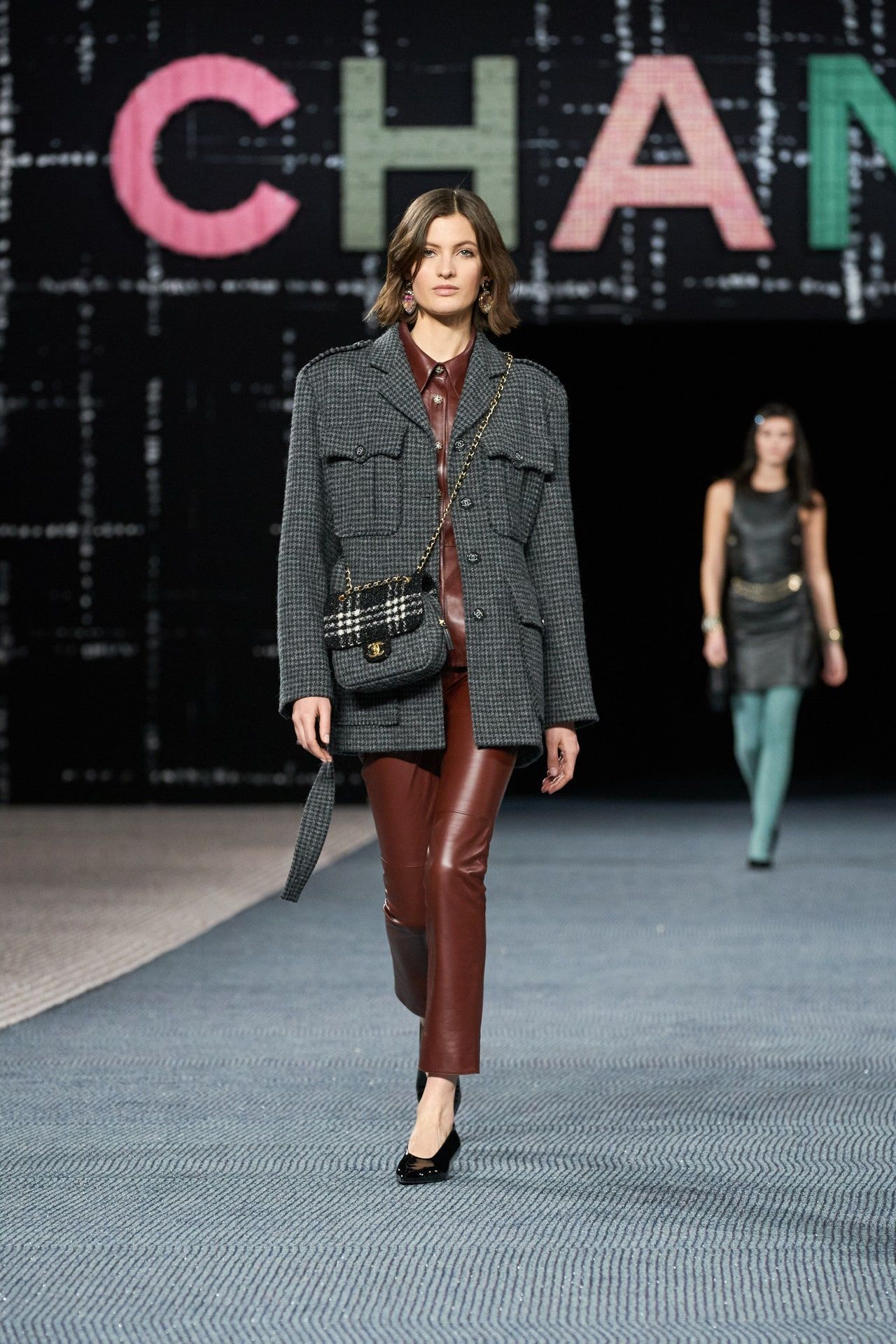 00050-chanel-fall-2022-ready-to-wear-paris-credit-gorunway-1.jpeg