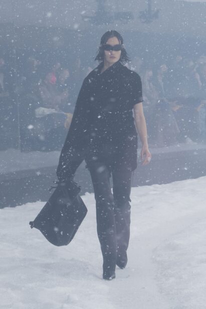 00051-balenciaga-fall-2022-ready-to-wear-paris-credit-brand-1.jpg