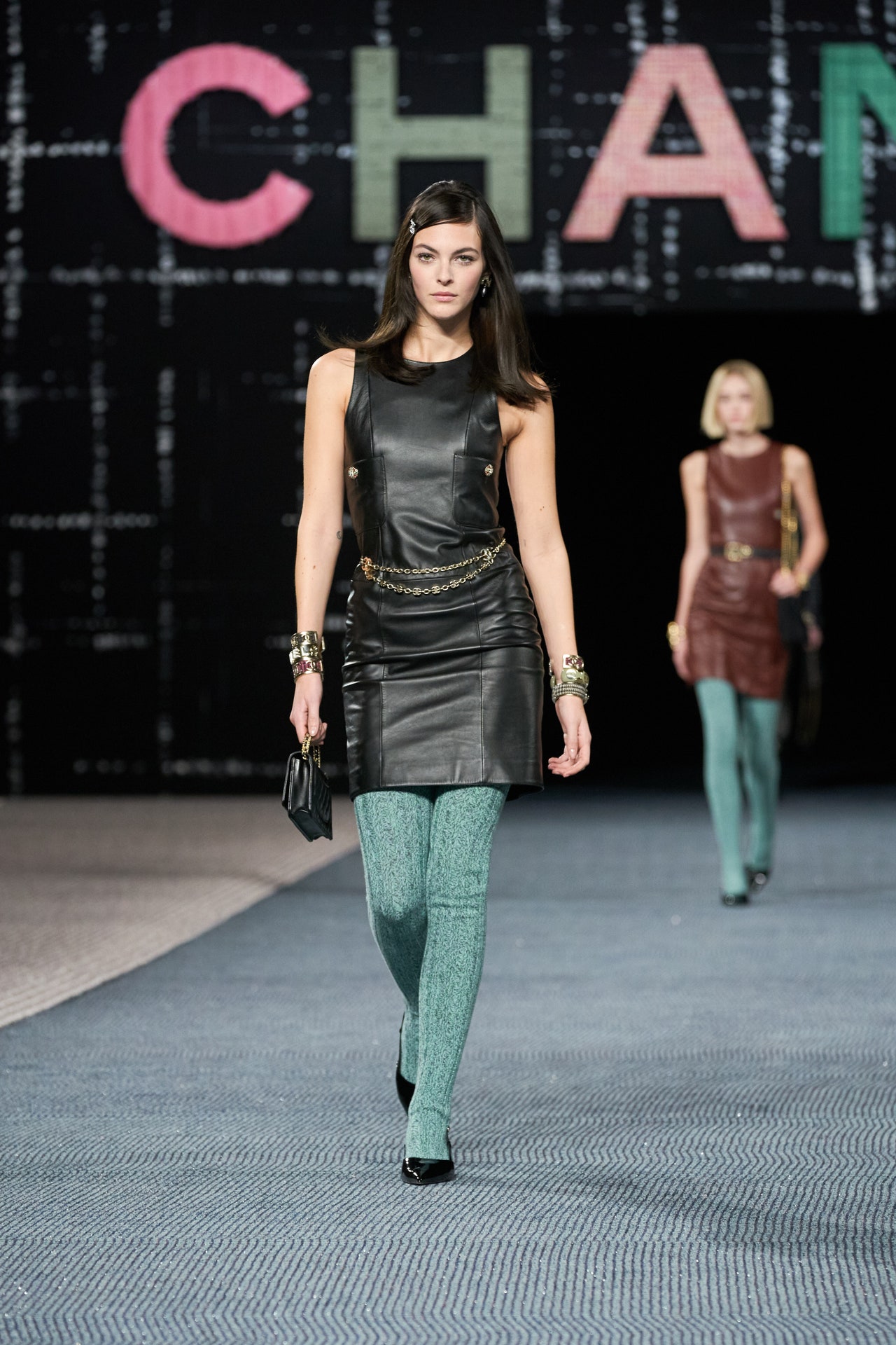 00051-chanel-fall-2022-ready-to-wear-paris-credit-gorunway-1.jpeg