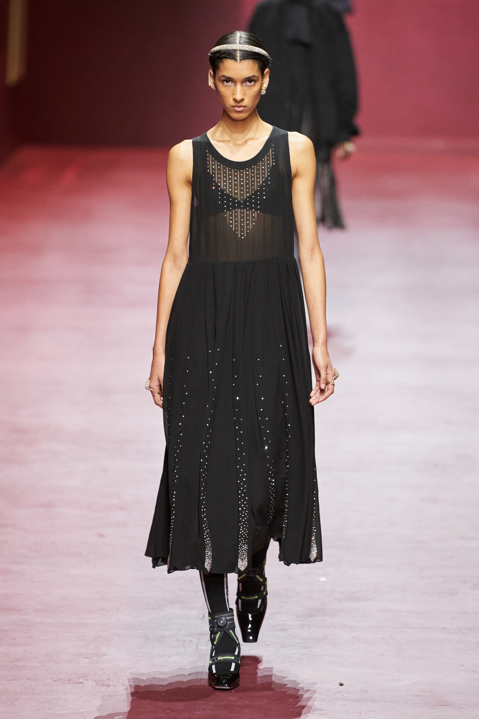 00051-christian-dior-fall-2022-ready-to-wear-paris-credit-gorunway-1.jpeg