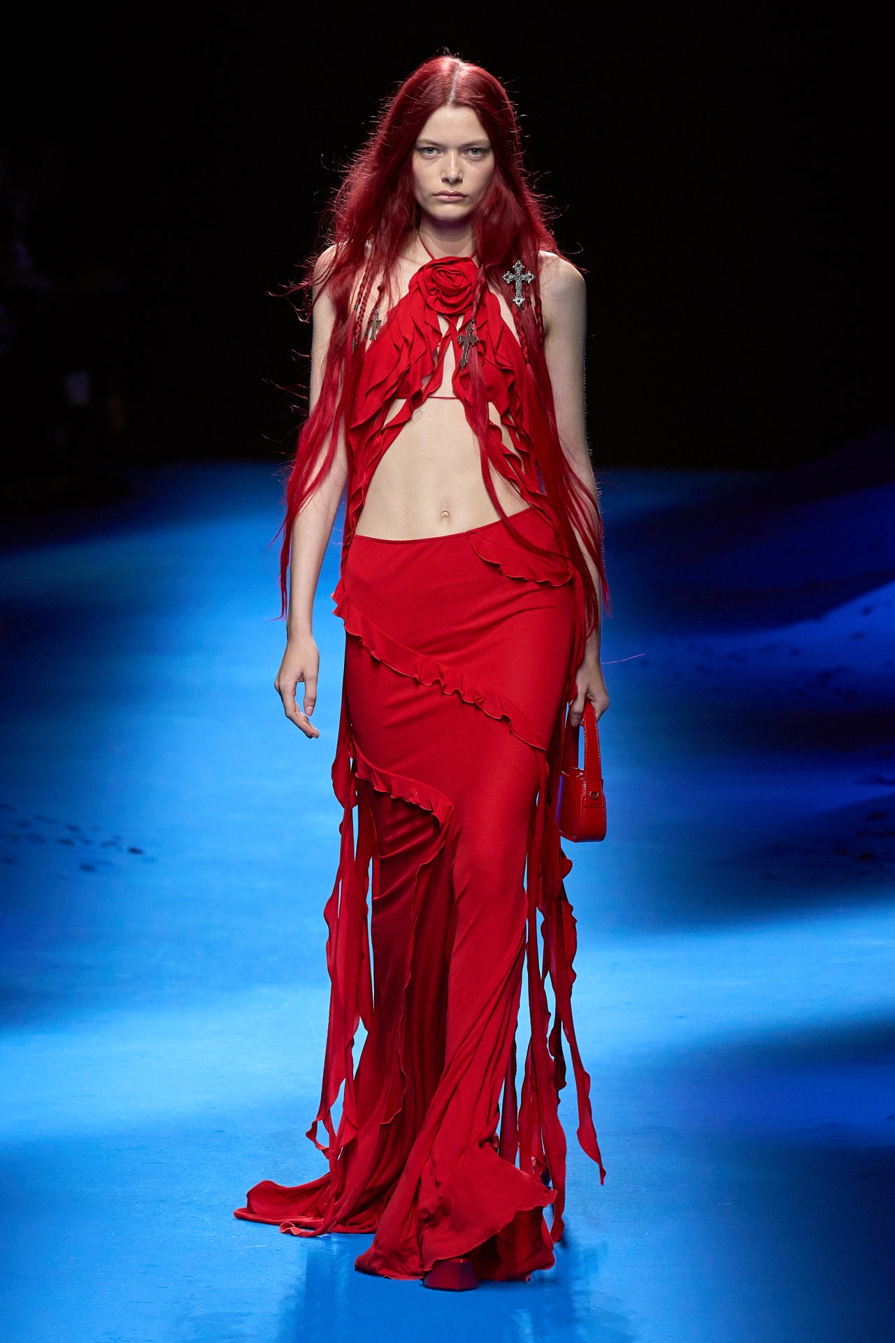 00054-blumarine-spring-2023-ready-to-wear-credit-gorunway