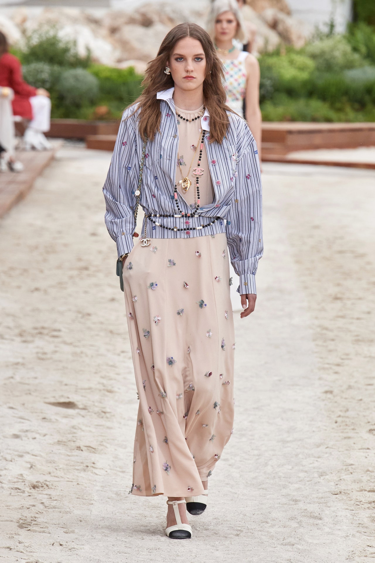 00056-chanel-resort-2023-monaco-credit-gorunway-1.jpeg