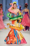 00061-moschino-spring-2023-ready-to-wear-credit-gorunway
