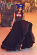 00061-off-white-fall-2022-ready-to-wear-paris-credit-gorunway-1.jpeg