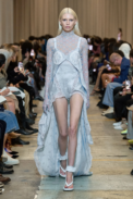 00063-burberry-spring-2023-ready-to-wear-credit-brand