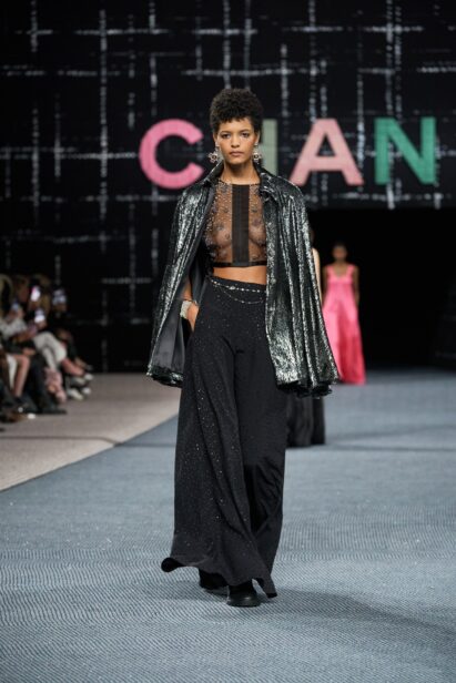 00063-chanel-fall-2022-ready-to-wear-paris-credit-gorunway-1.jpeg