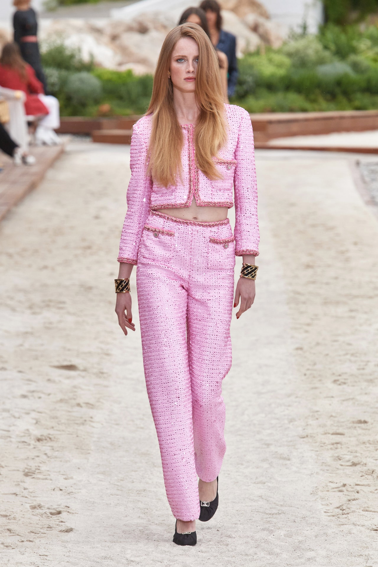00063-chanel-resort-2023-monaco-credit-gorunway-1.jpeg