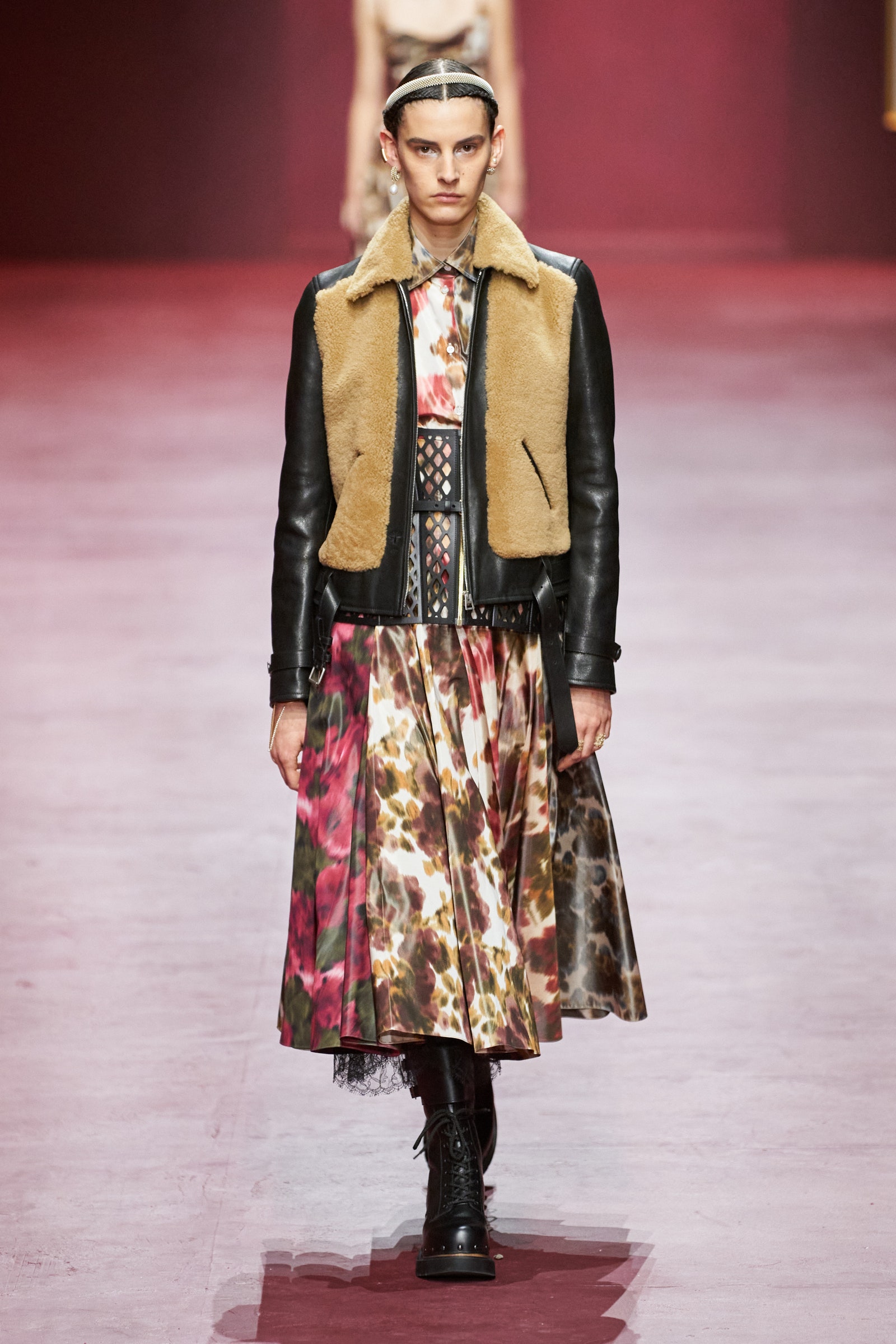 00065-christian-dior-fall-2022-ready-to-wear-paris-credit-gorunway-1.jpeg