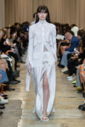 00067-burberry-spring-2023-ready-to-wear-credit-brand