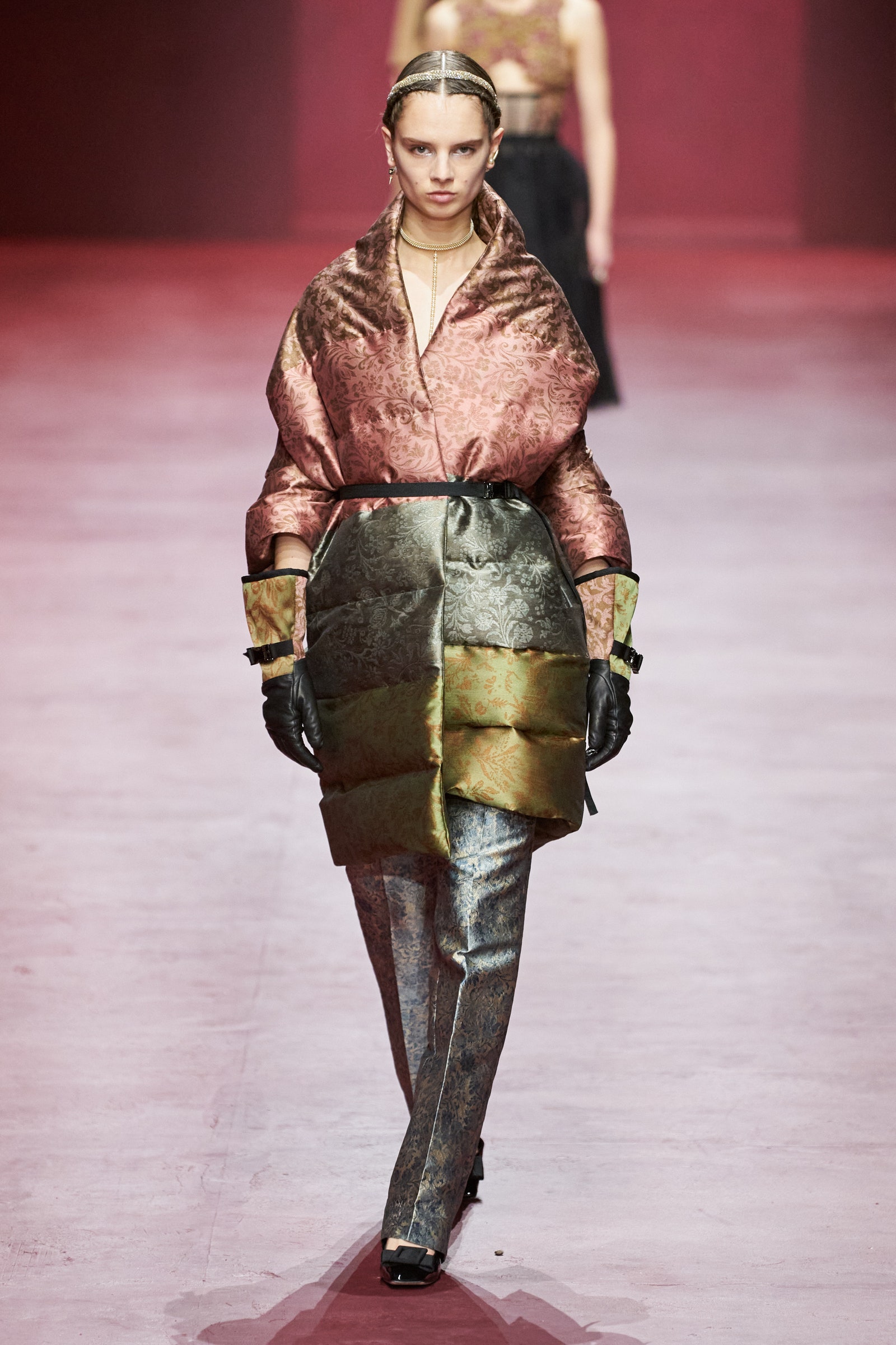 00071-christian-dior-fall-2022-ready-to-wear-paris-credit-gorunway-1.jpeg