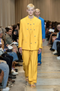 00072-burberry-spring-2023-ready-to-wear-credit-brand