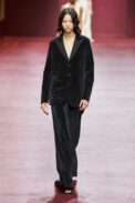00080-christian-dior-fall-2022-ready-to-wear-paris-credit-gorunway-1.jpeg