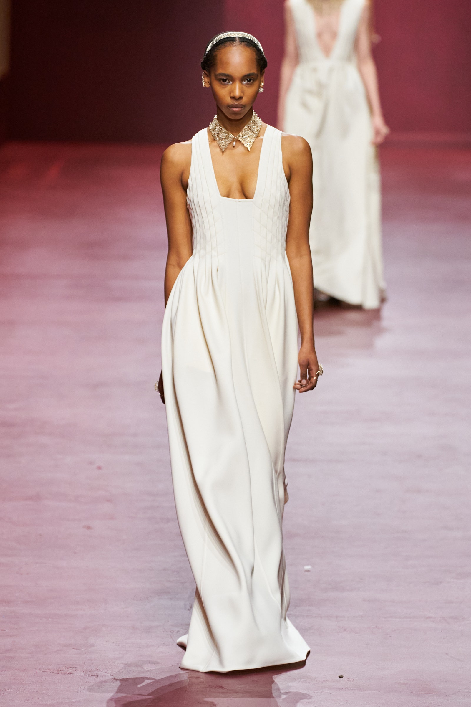 00081-christian-dior-fall-2022-ready-to-wear-paris-credit-gorunway-1.jpeg