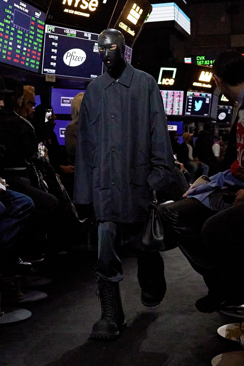 01-ffw-2732x4098-spring-23-look-30-1653264354-1.jpeg