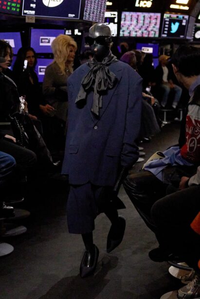 01-ffw-2732x4098-spring-23-look-35-1653264366-1.jpeg