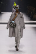 02_Fendi_25_Baguette
