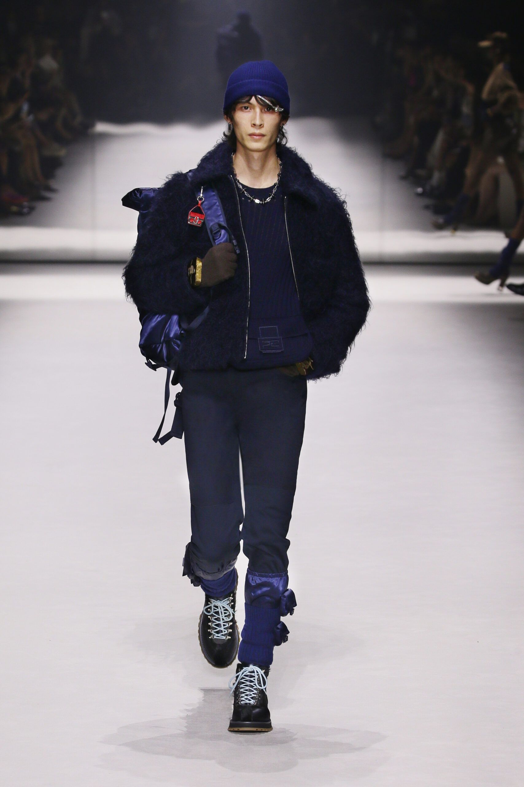 29_Fendi_25_Baguette