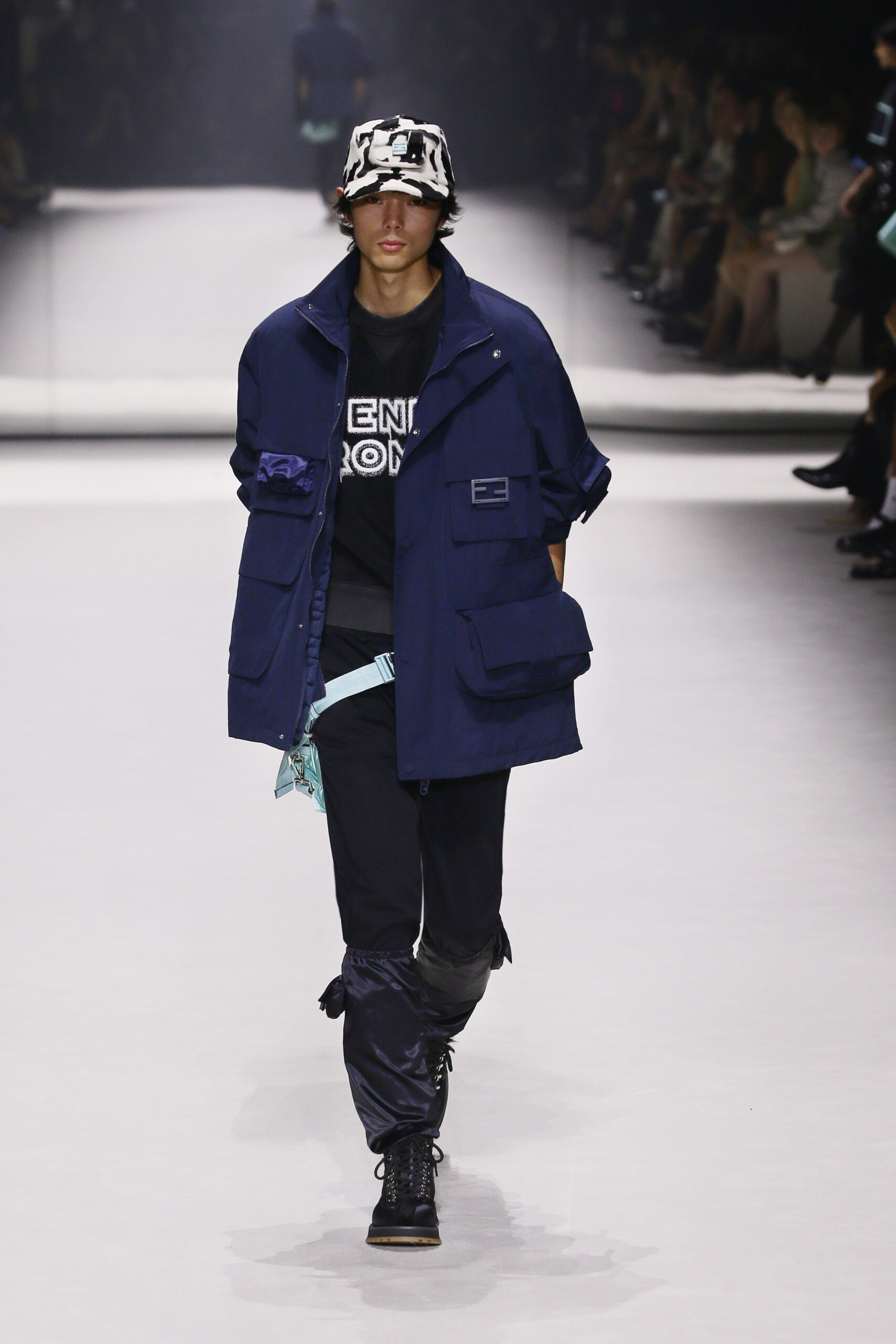 31_Fendi_25_Baguette