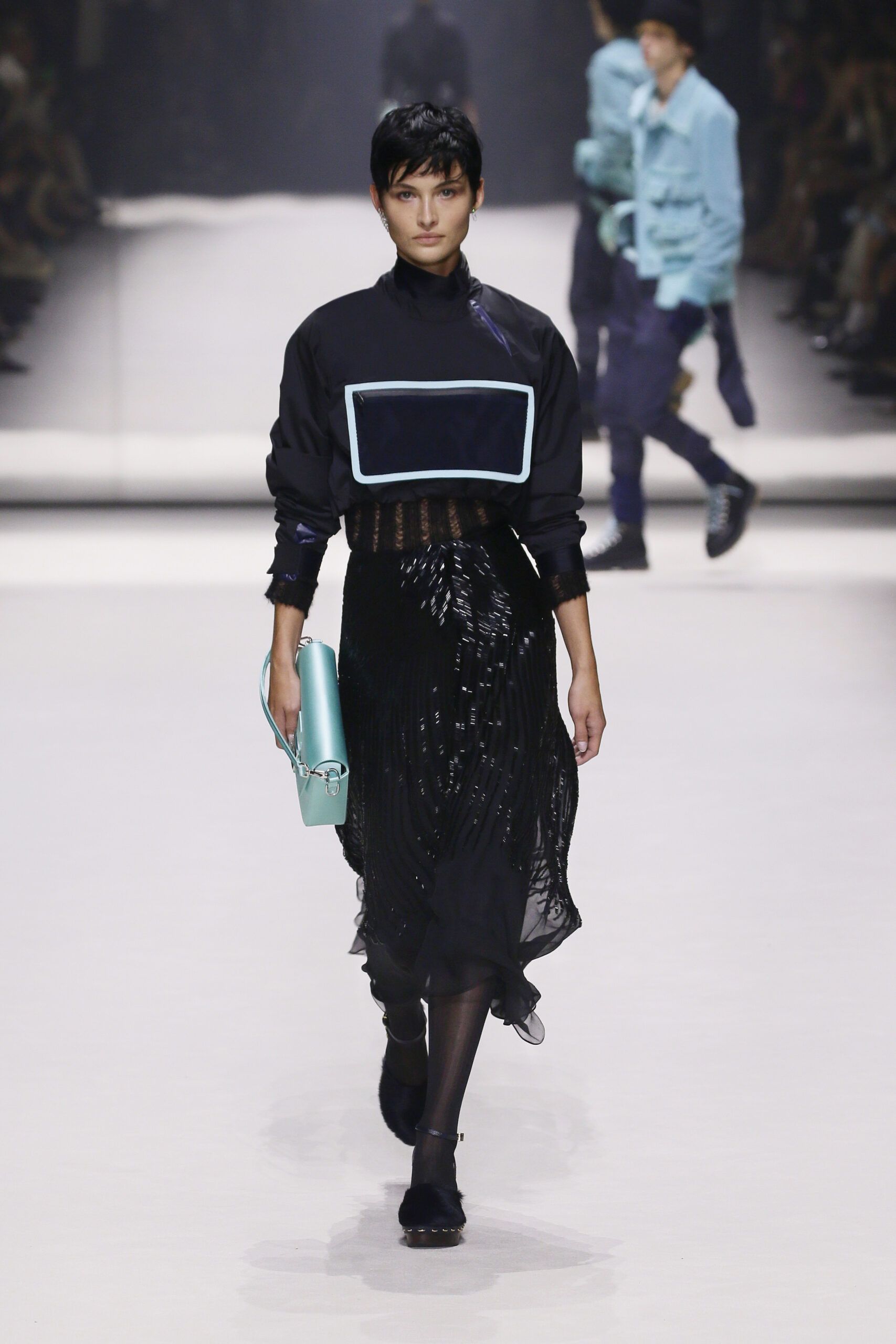 32_Fendi_25_Baguette