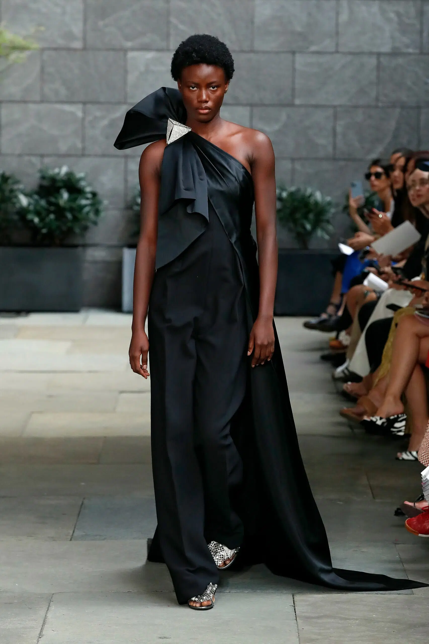 Area-Ready-To-Wear-Spring-Summer-2023-New-York-Fashion-Week-Runway-013