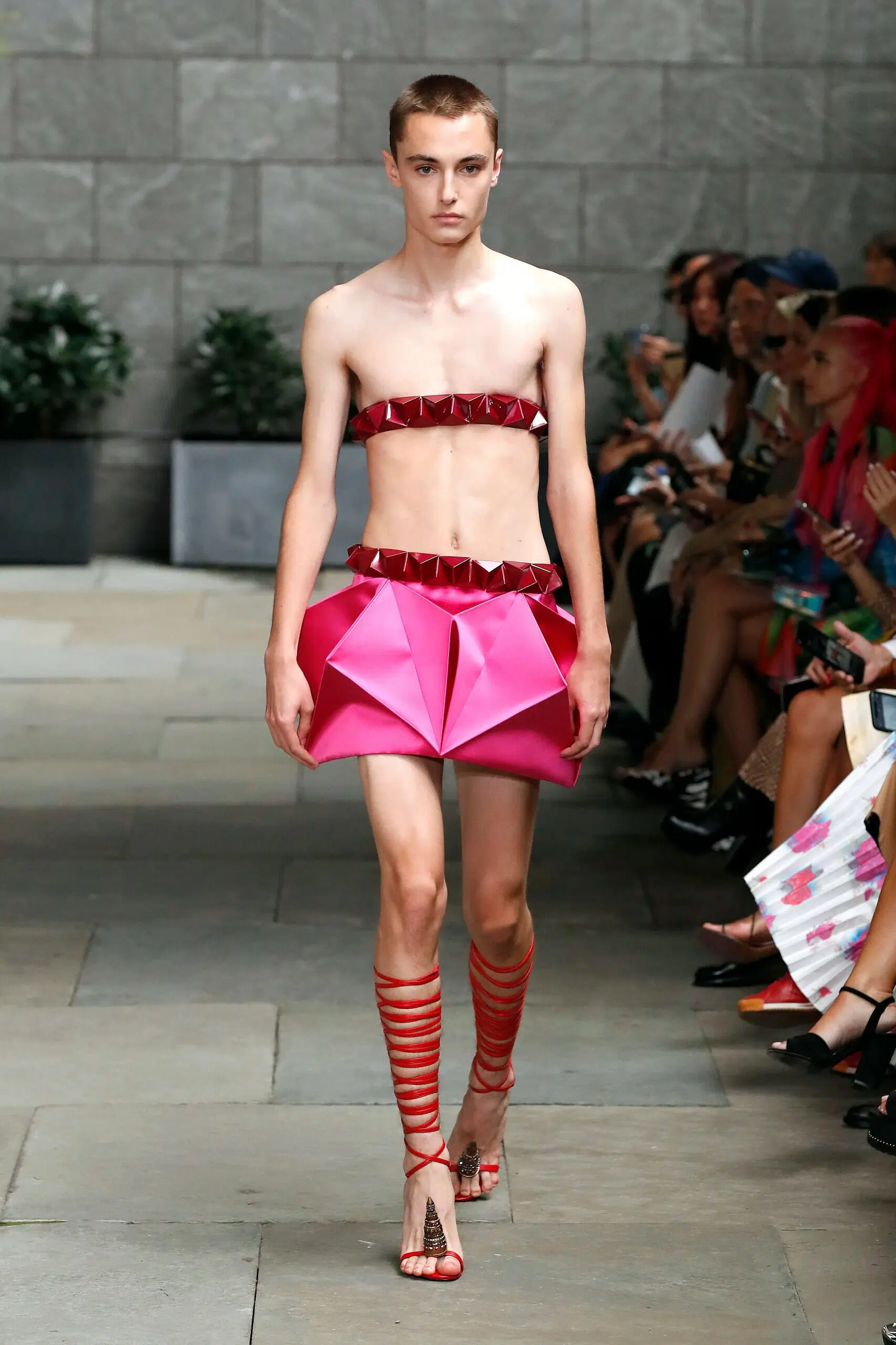 Area-Ready-To-Wear-Spring-Summer-2023-New-York-Fashion-Week-Runway-029