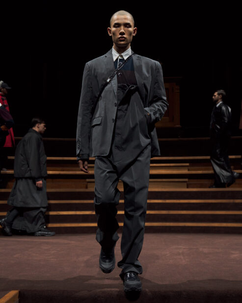 burberry-autumn-winter-2022-menswear-collection-look-13-1.jpg