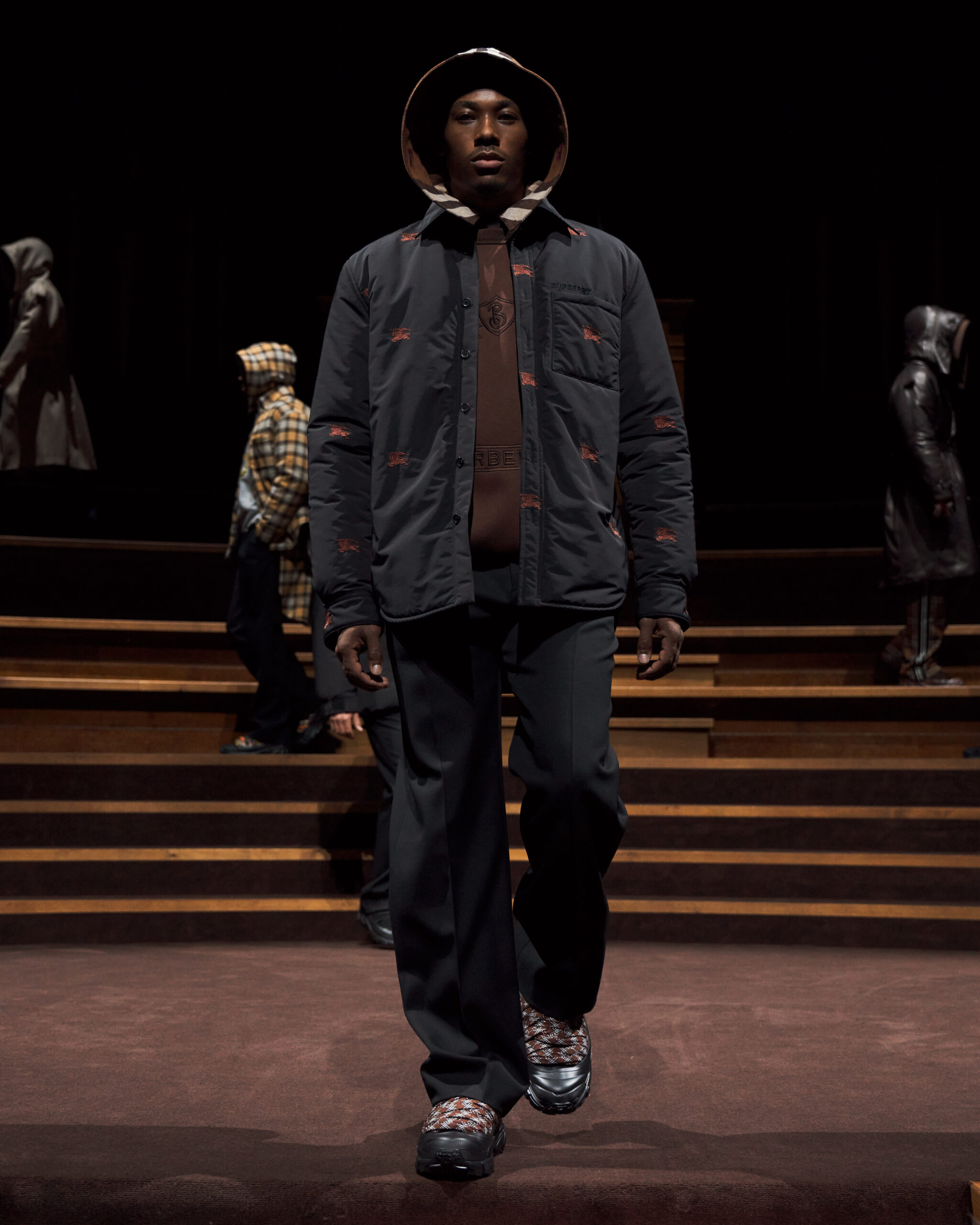 burberry-autumn-winter-2022-menswear-collection-look-26-1.jpg