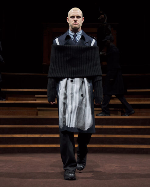 burberry-autumn-winter-2022-menswear-collection-look-34-1.jpg