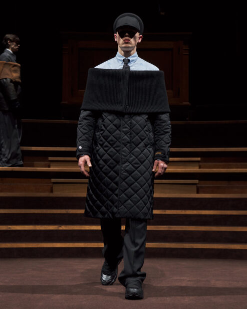 burberry-autumn-winter-2022-menswear-collection-look-35-1.jpg
