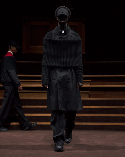 burberry-autumn-winter-2022-menswear-collection-look-36-1.jpg